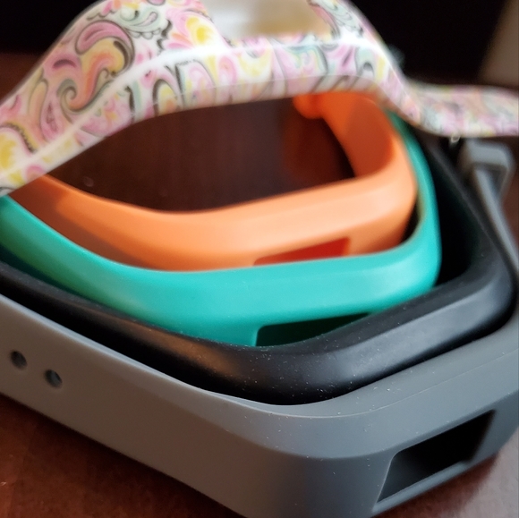 Garmin bands - Picture 2 of 2